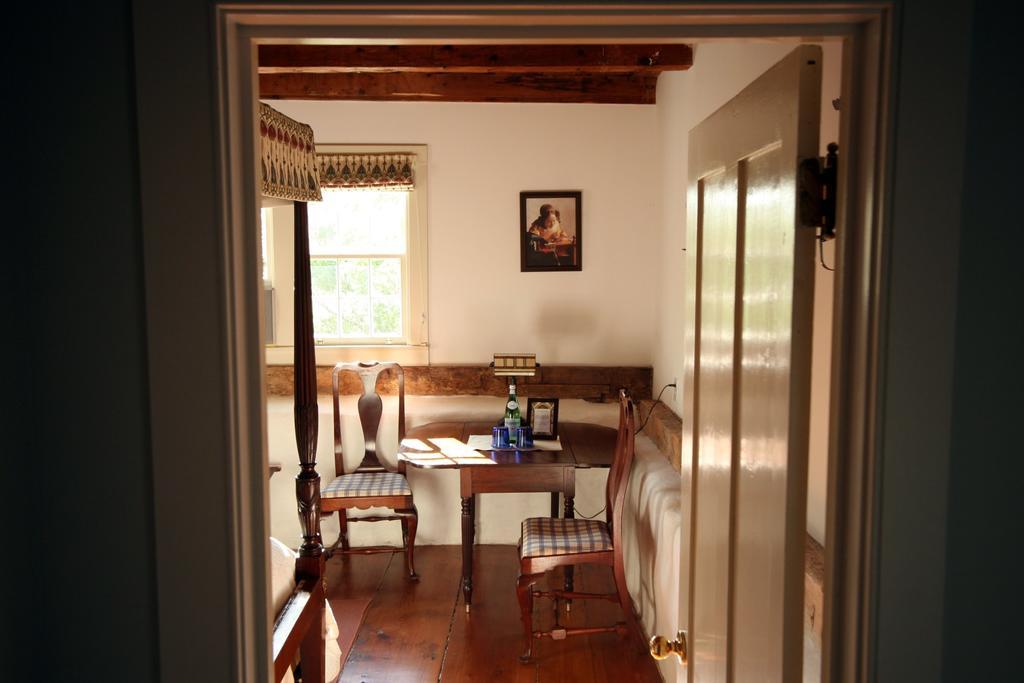 The Stone House Bed And Breakfast Hurley Oda fotoğraf